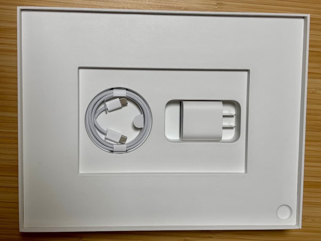 iPad Air 13インチ M3 256GB スペースグレイ／美品（再出品）