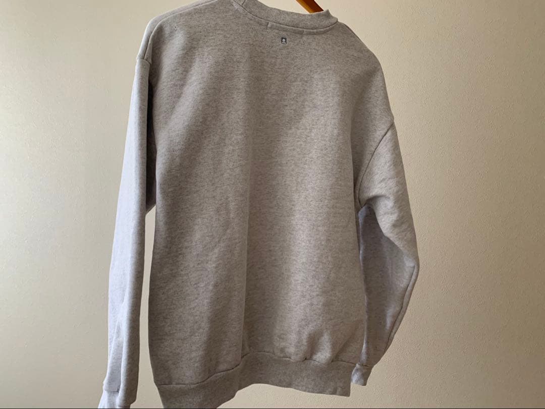 BOUTIQUE CREW NECK SWEAT グレー クルーネック
