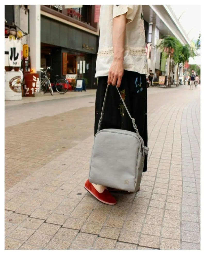 ebagos エバゴス ショルダーバッグ