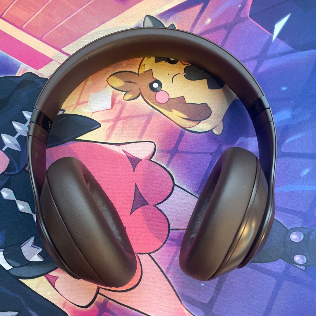 beats studio Pro ワイヤレスヘッドホン ブラウン