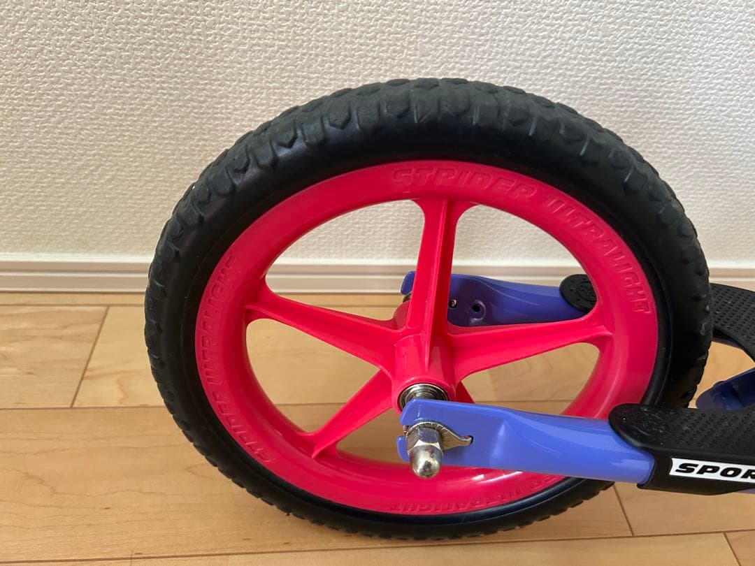 【美品】STRIDER スポーツモデル12インチ（ムラサキスポーツ限定カラー）
