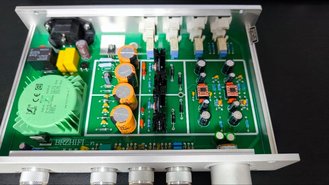 【美品】プリアンプ・パワーアンプセット 交換用オペアンプ付き