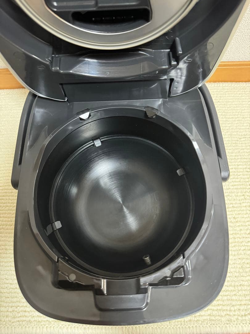 象印 炎舞炊き 圧力IH炊飯ジャーNW-PT10 2021年製　動作保証