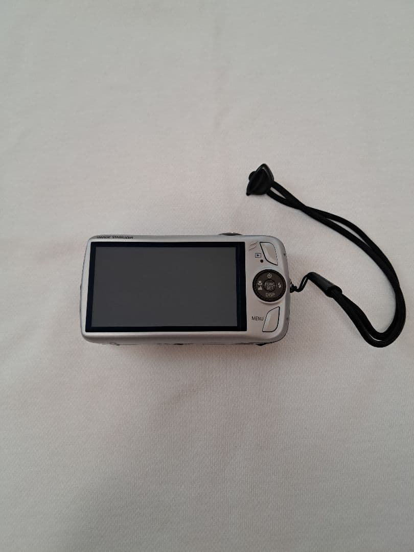 Canon キャノン IXY デジカメ 930IS　シルバー　カメラ