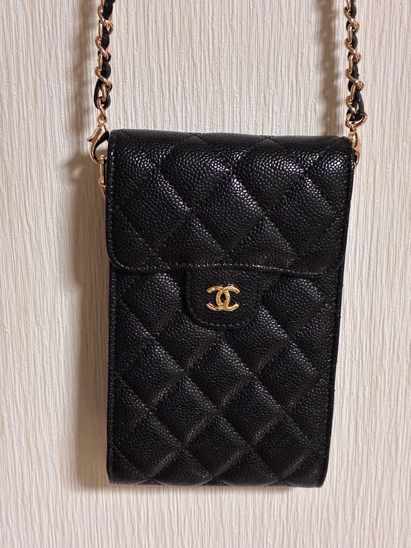 ブラックレザー スマホショルダーバッグ