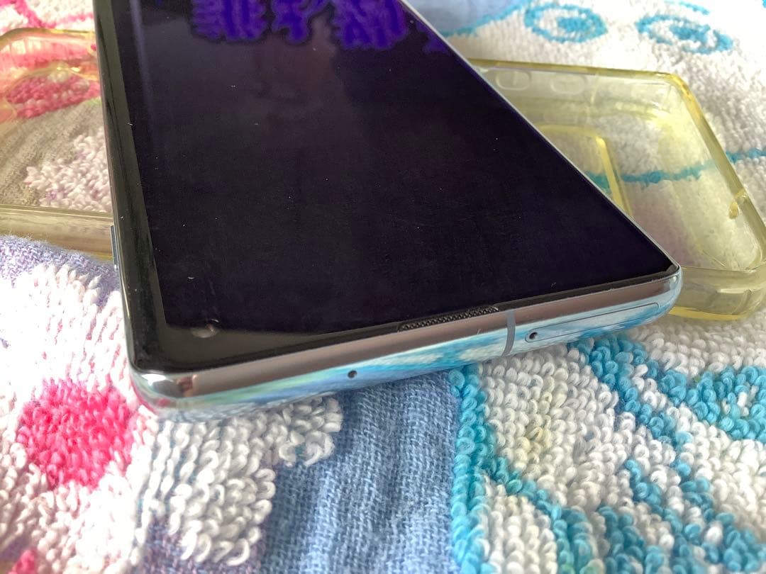 美品 バッテリー交換後1年使用 Galaxy S10 SCV41 SIM解除