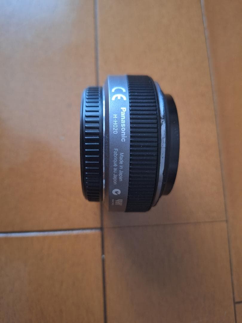 LUMIX G 20mm/F1.7 ASPH. H-H020（プロテクター付）