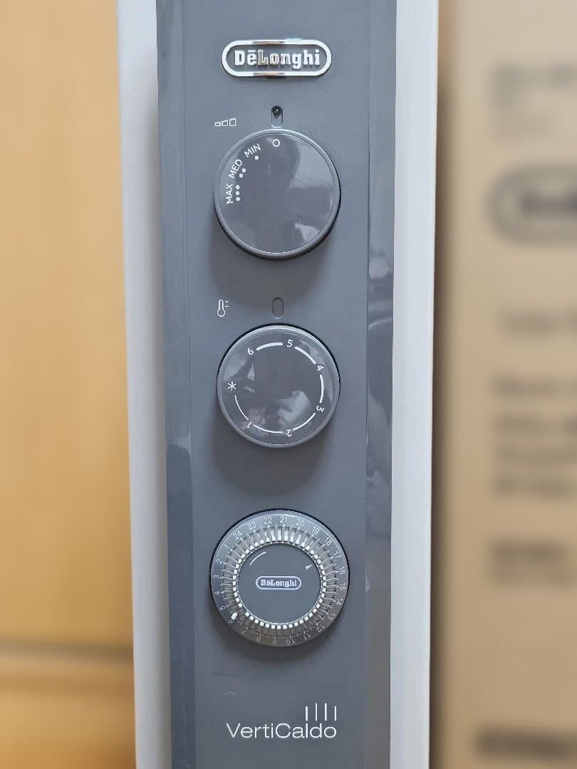 M*o様 De'Longhi オイルヒーターRHJ21F0812-GY