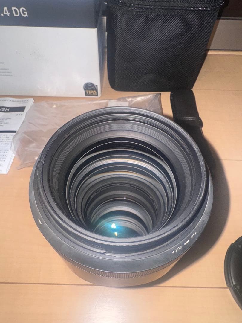 SIGMA 85mm F1.4 DG レンズ