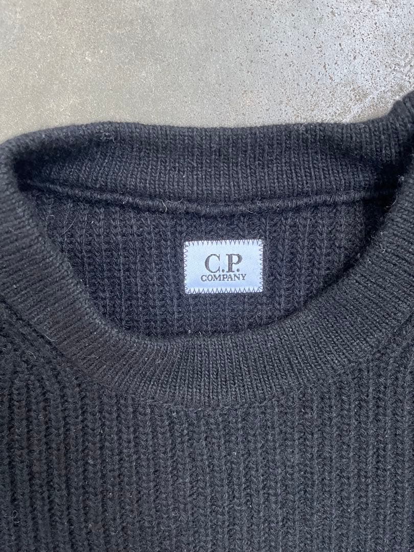 C.P. COMPANY ラムウールクルーネックニット