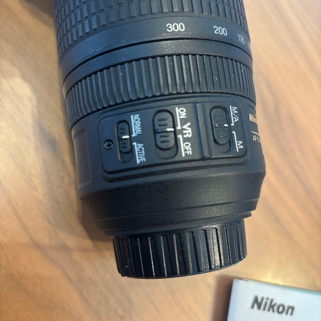 Nikon 望遠ズームAF-S VR Zoom Nikkor 70-300mm