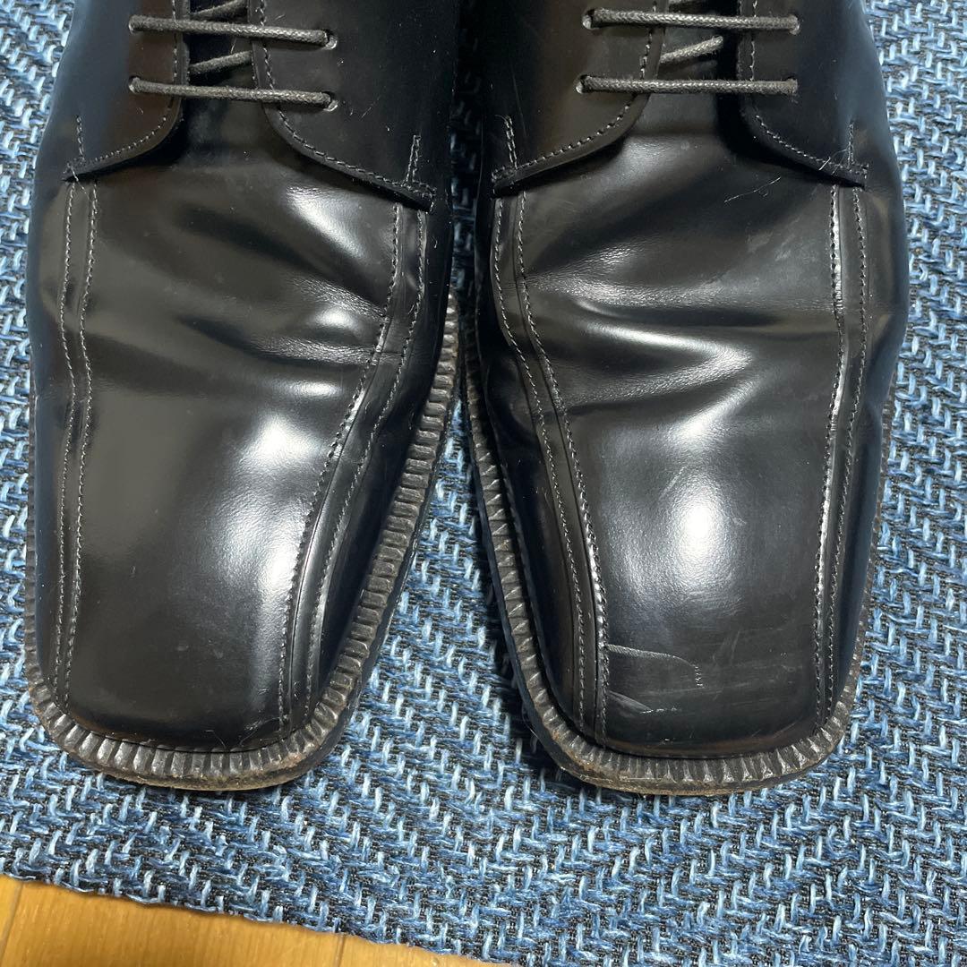 プラダ黒いドレスシューズ スクエアトゥ