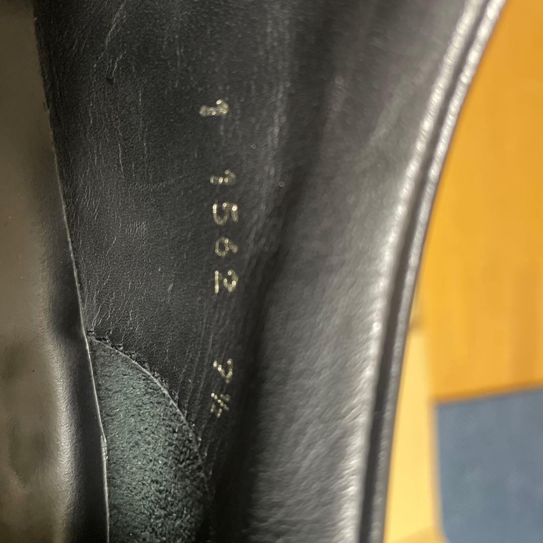 プラダ黒いドレスシューズ スクエアトゥ