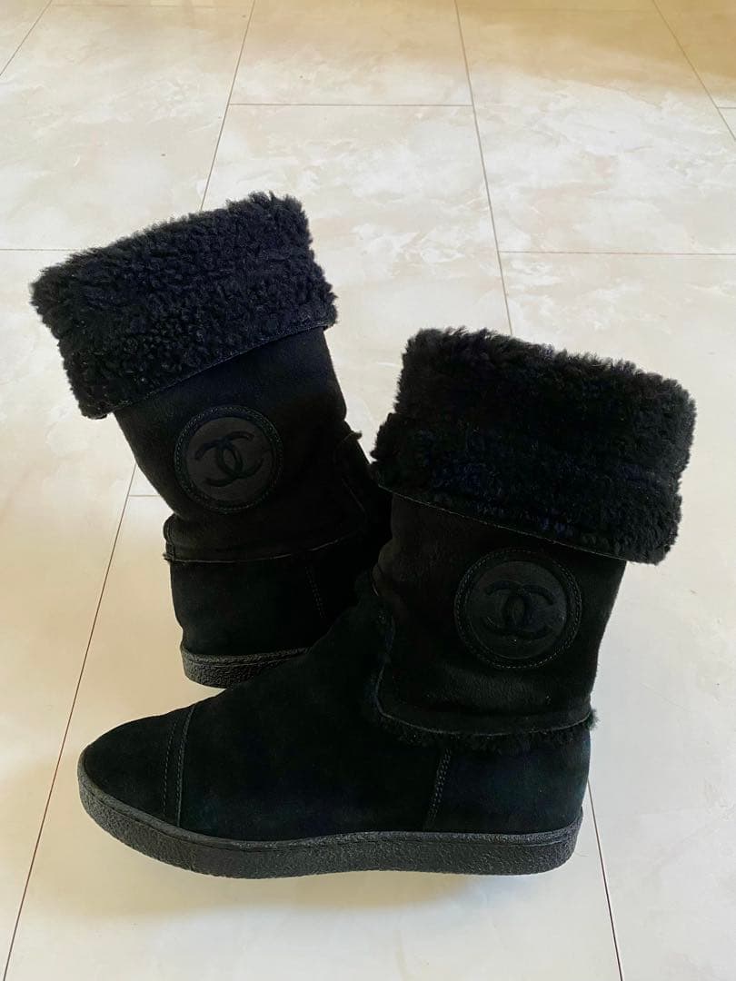 シャネル ムートン フラット ブーツ 黒 37 24cm ブラック CHANEL