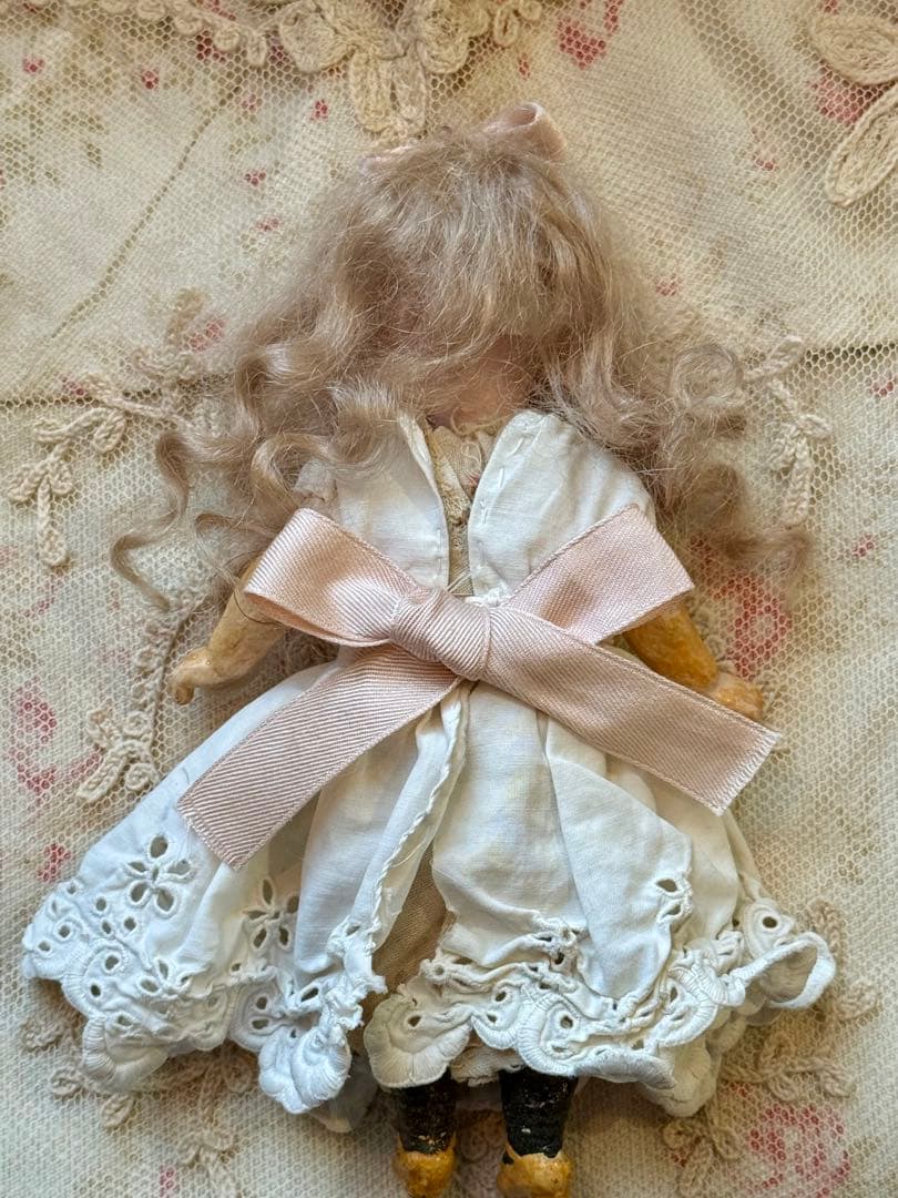 アンティーク　ミニョネット　ドール