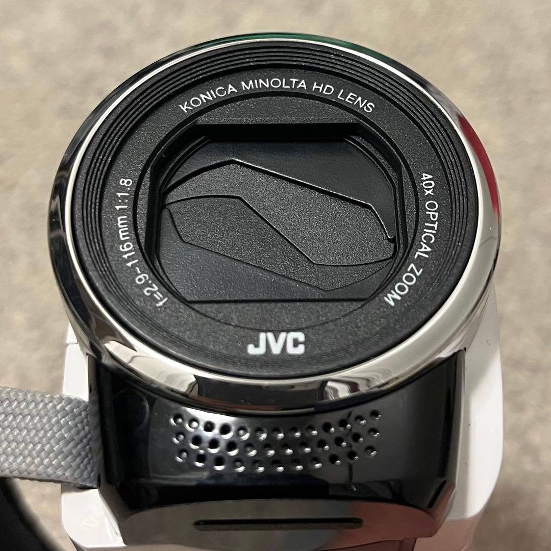 【週末限定値下】Everio GZ-E180-W ビデオカメラ / JVC