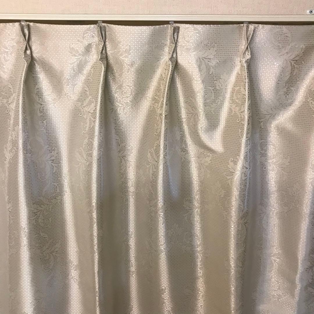 カーテン　幅200cm×丈220cm2枚　ダマスク