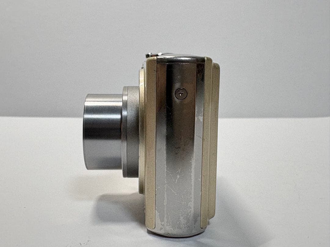 Panasonic LUMIX DMC-FX40 コンパクトカメラ コンデジ　①