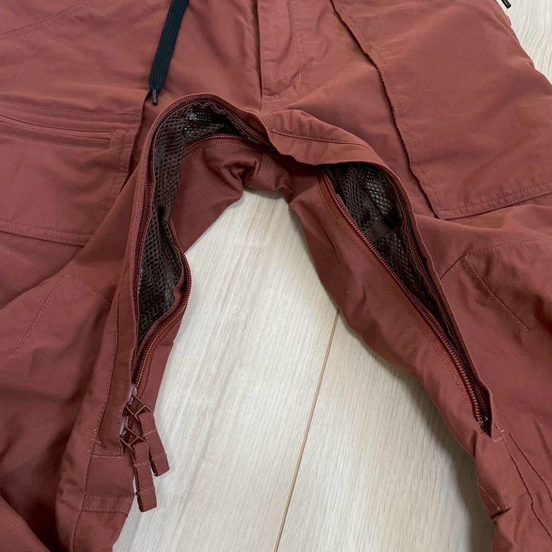 バートンBURTONスノーボドウェア　スノボ　メンズ　上下セット　カモフラ