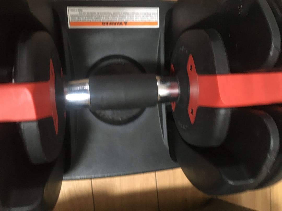 ① 可変式ダンベル 24Kg x 1個