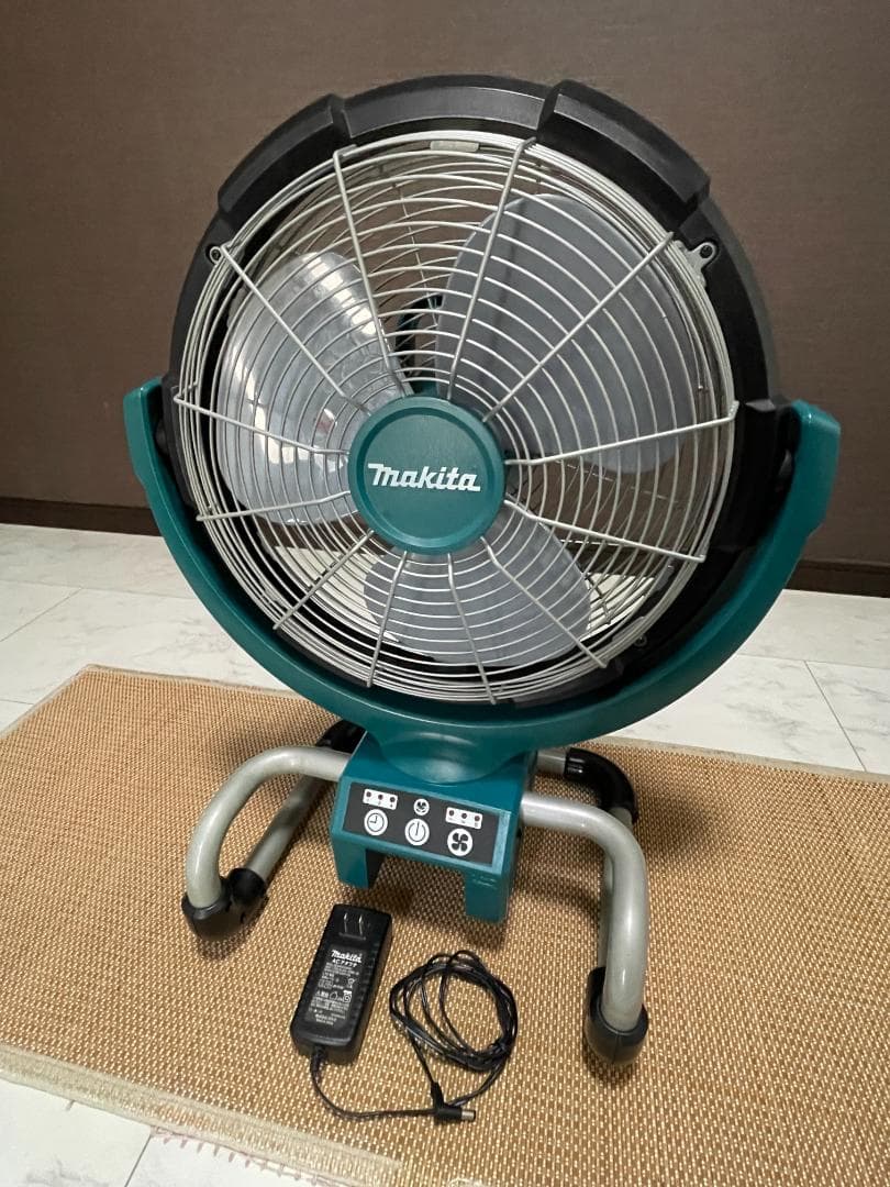 マキタ充電式産業扇CF300D