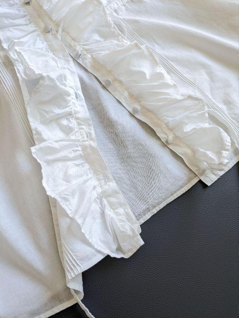 ピンクハウス／フリル♪ 羽織りにもなるゆったりフリルブラウス ホワイト 白