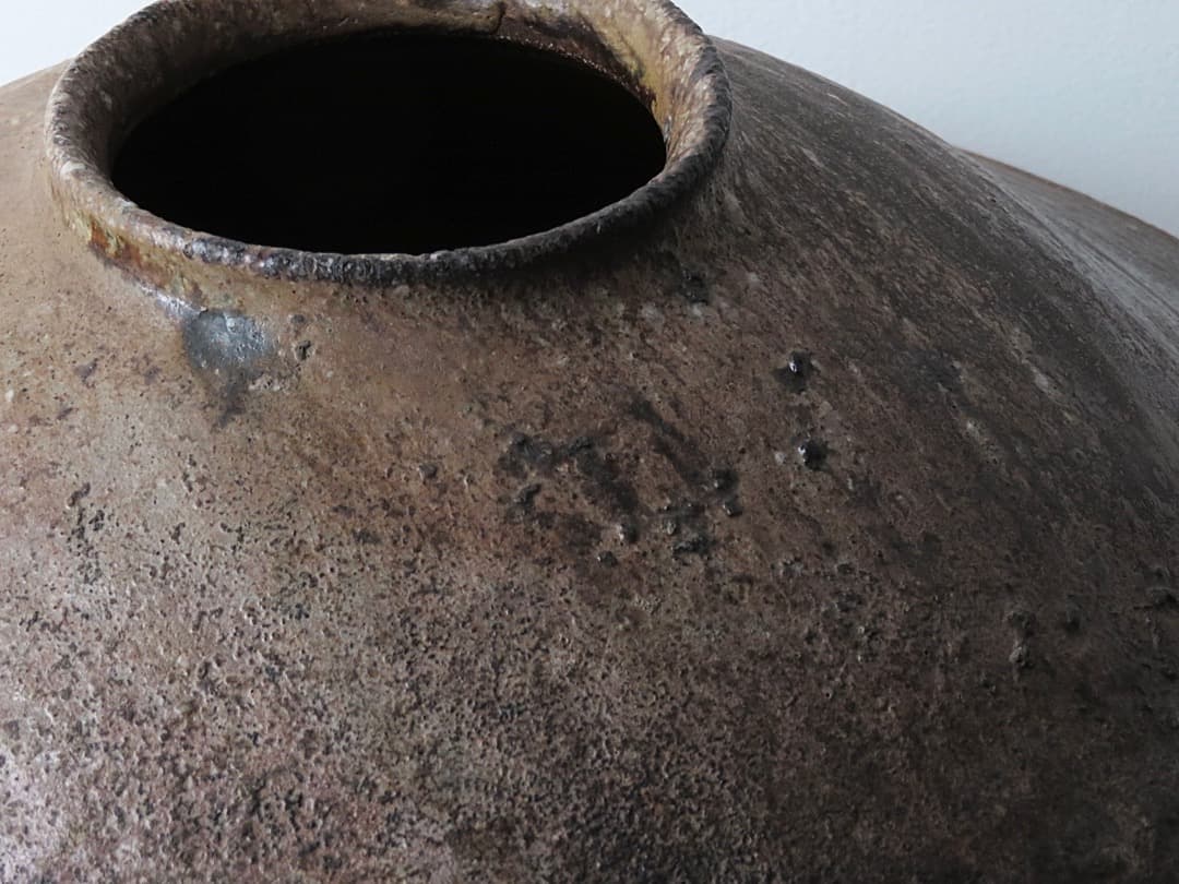 【値下】青娥窯　松元洋一作②　『自然釉算盤花入』　穴窯焼成