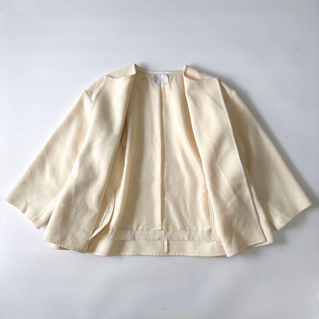 美品⁑セルフォード　ノーカラーショートコート　　アイボリー　36 Aライン　春