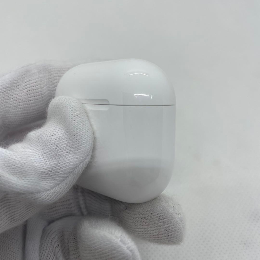 AirPods 4 ノイズキャンセリング機能搭載