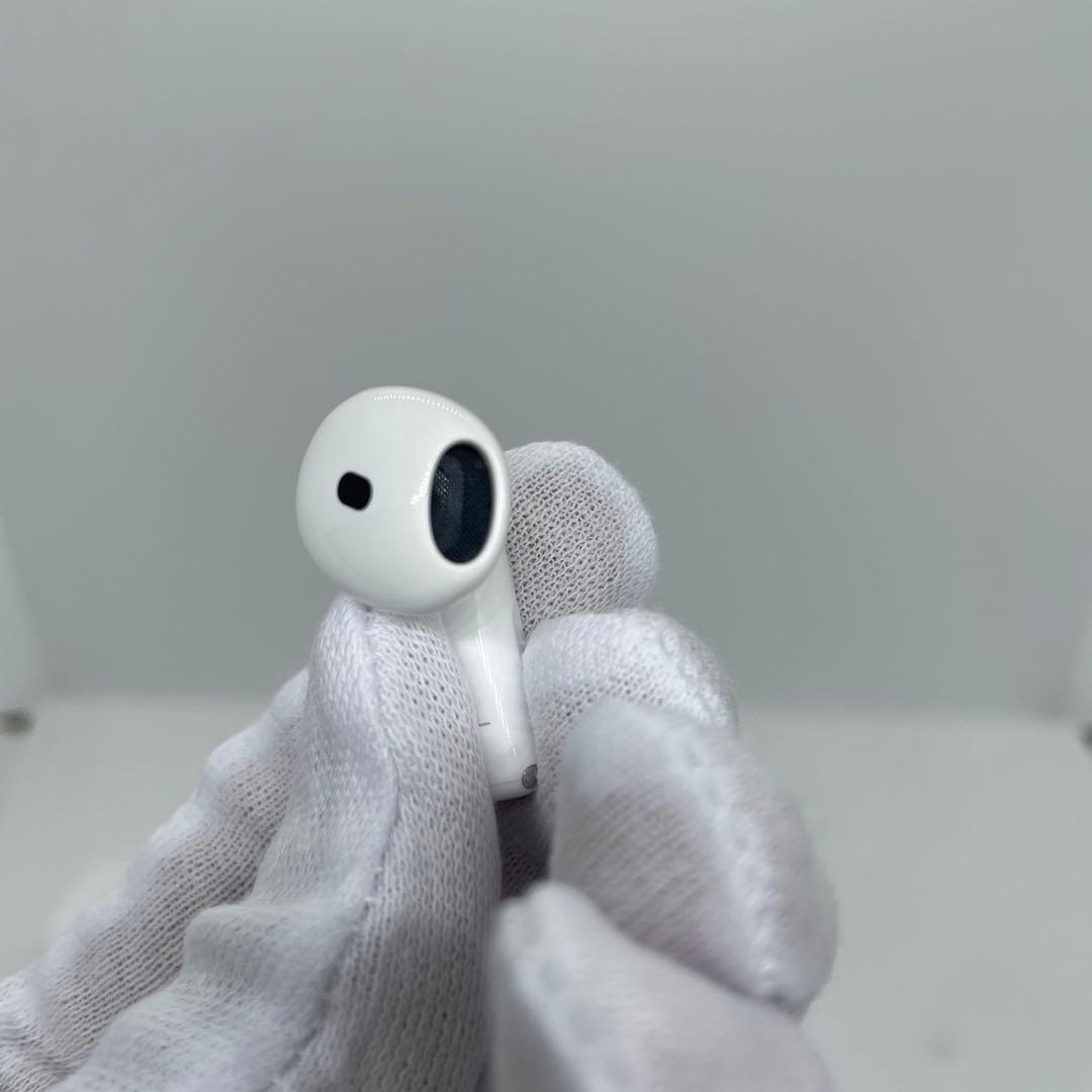 AirPods 4 ノイズキャンセリング機能搭載