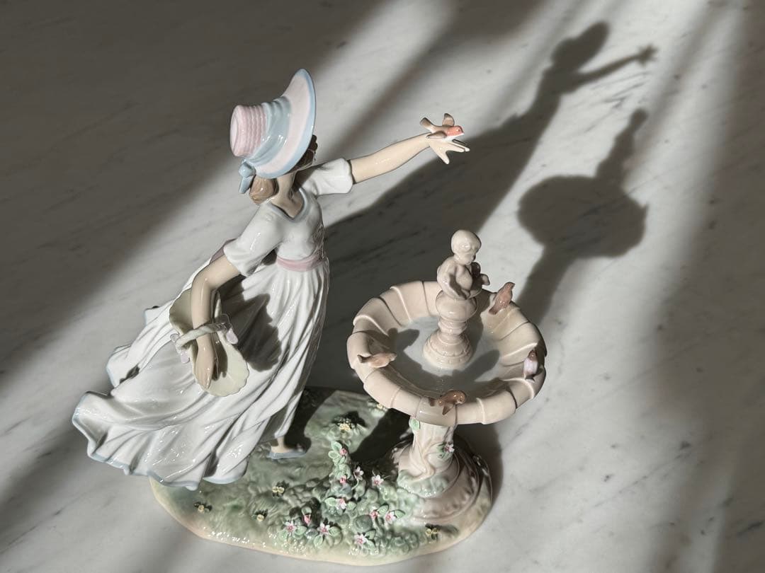 リヤドロ　LLADRO 春を告げる小鳥たち