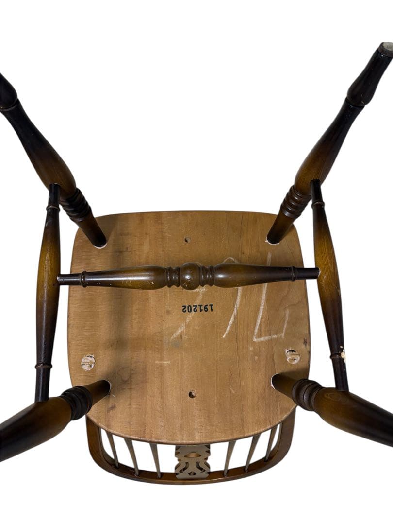 飛騨産業　キツツキマーク　アンティーク　ダイニングチェア　ウィンザーチェア