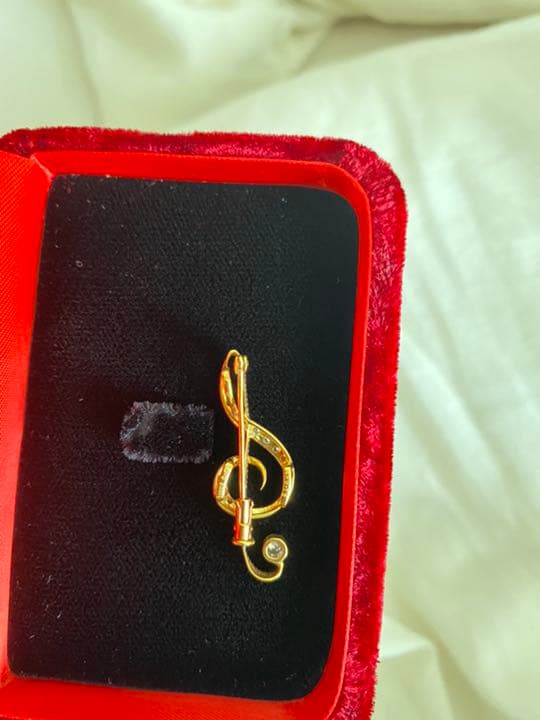 エ*ル様 Aoi Jewellers Inc 葵宝石 ブローチ 18k ダイヤモ