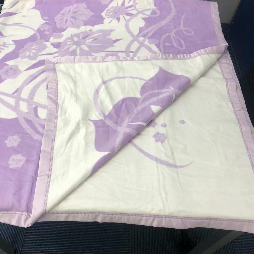 【新品未使用】竹繊維　毛布　ブランケット 　ブラウン　花柄