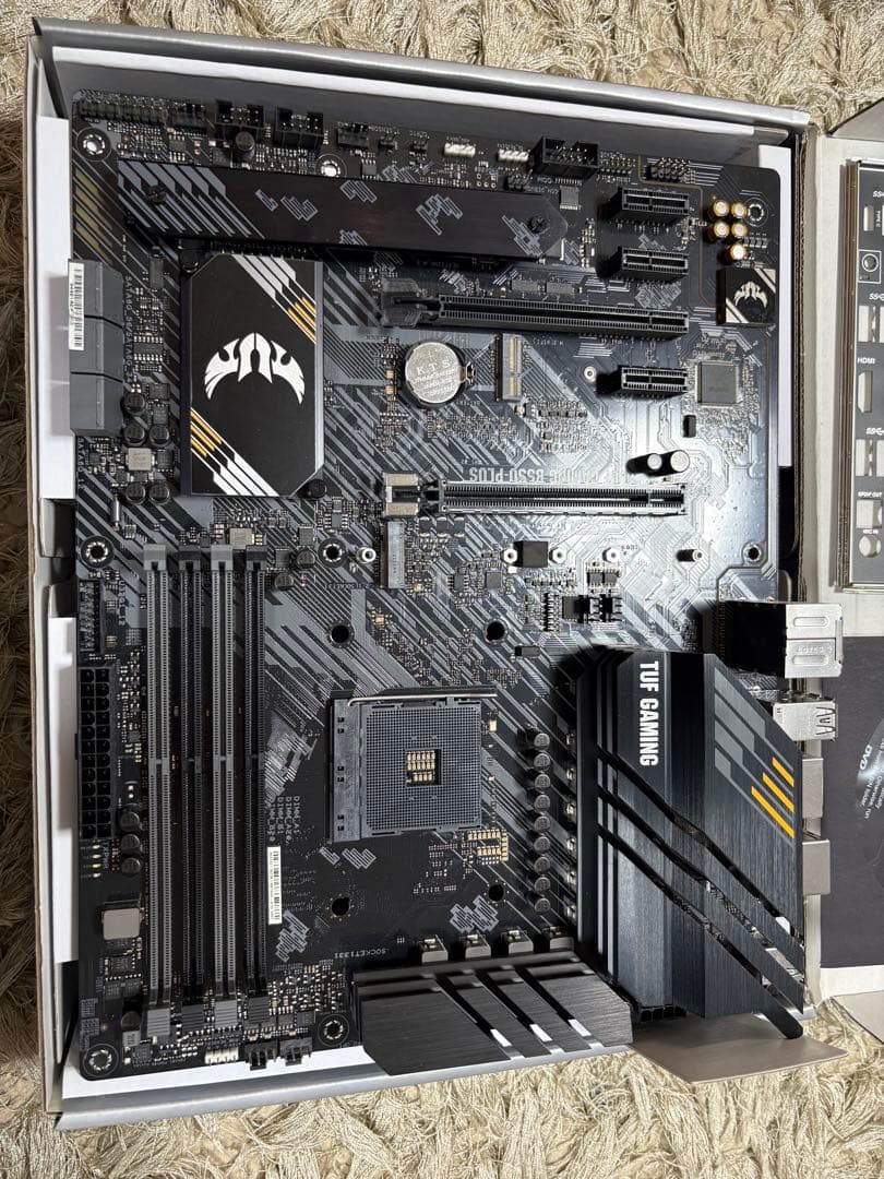 ASUS TUF Gaming B550-PLUS マザーボード