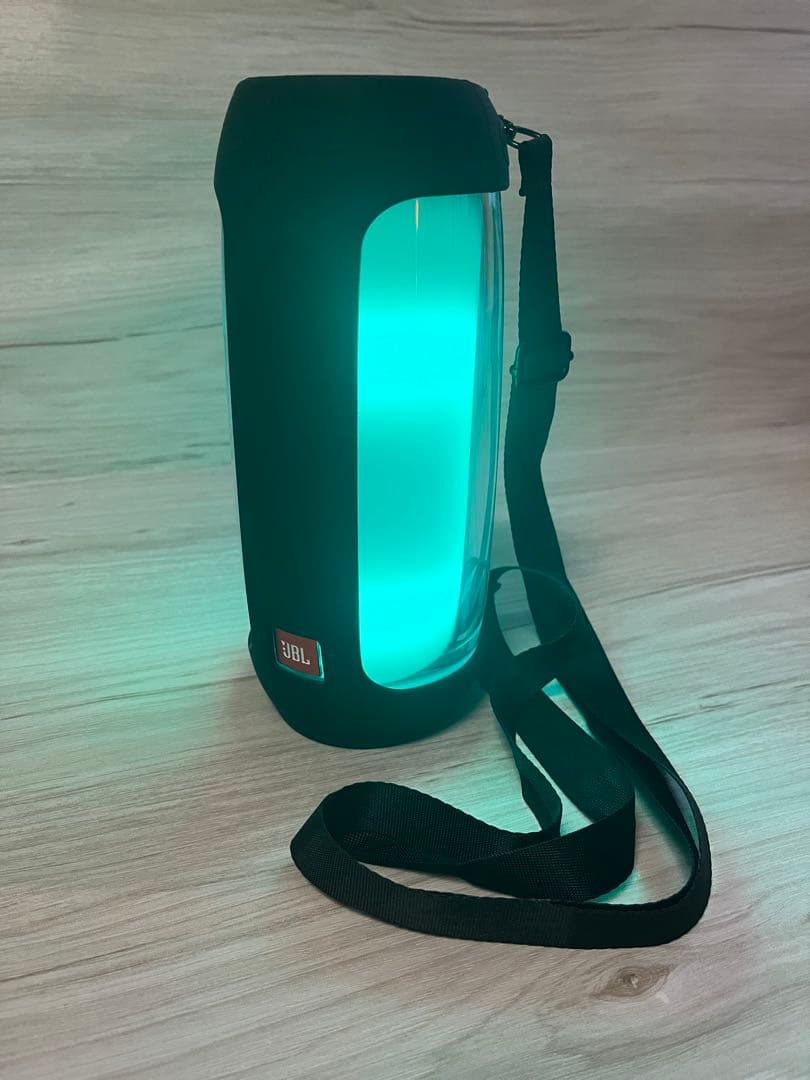 JBL Pulse4 白 スピーカー