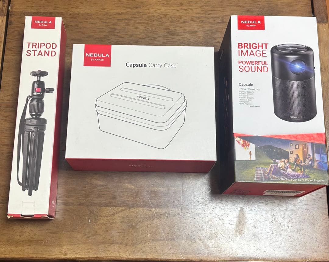 NEBULA カプセル ポータブルプロジェクター 本体と三脚付き