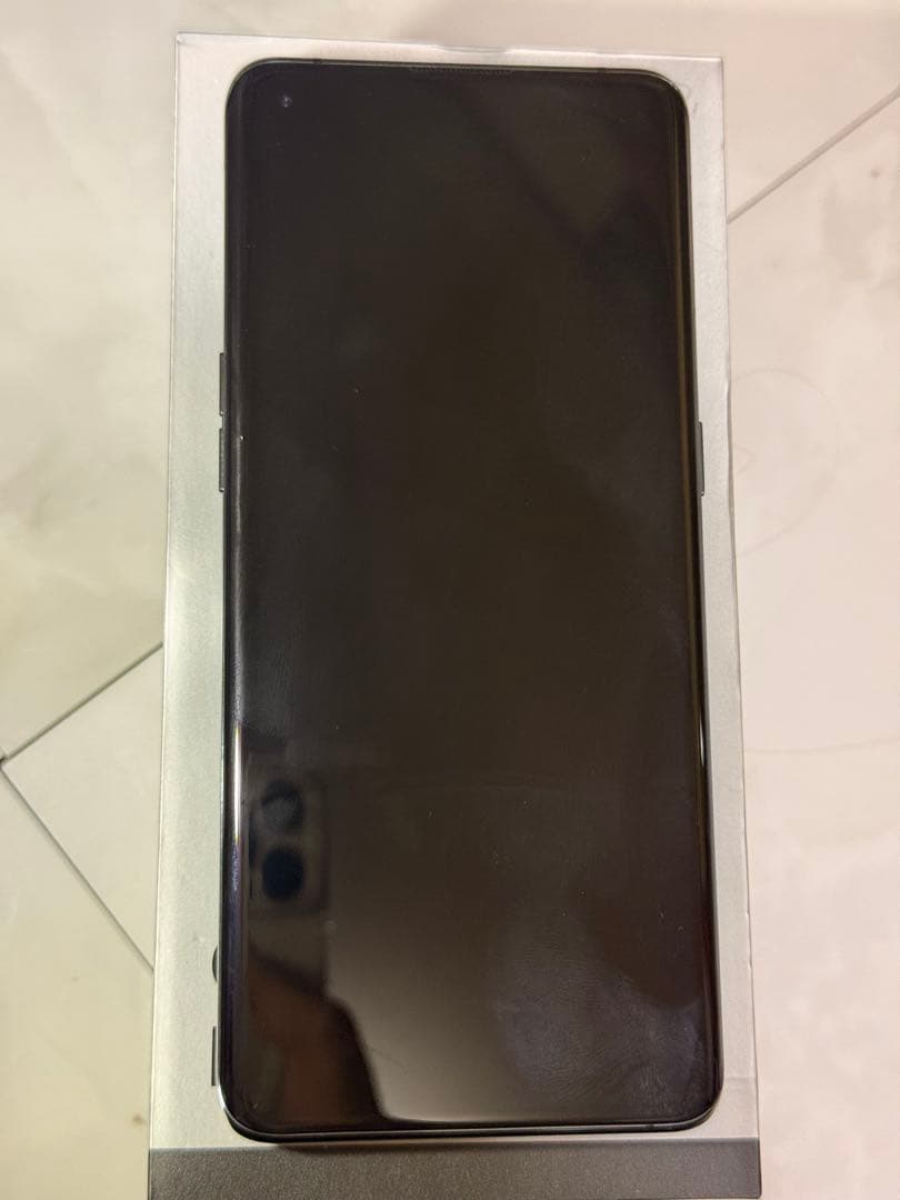 OPPO Find X3 Pro 本体　Android アンドロイド