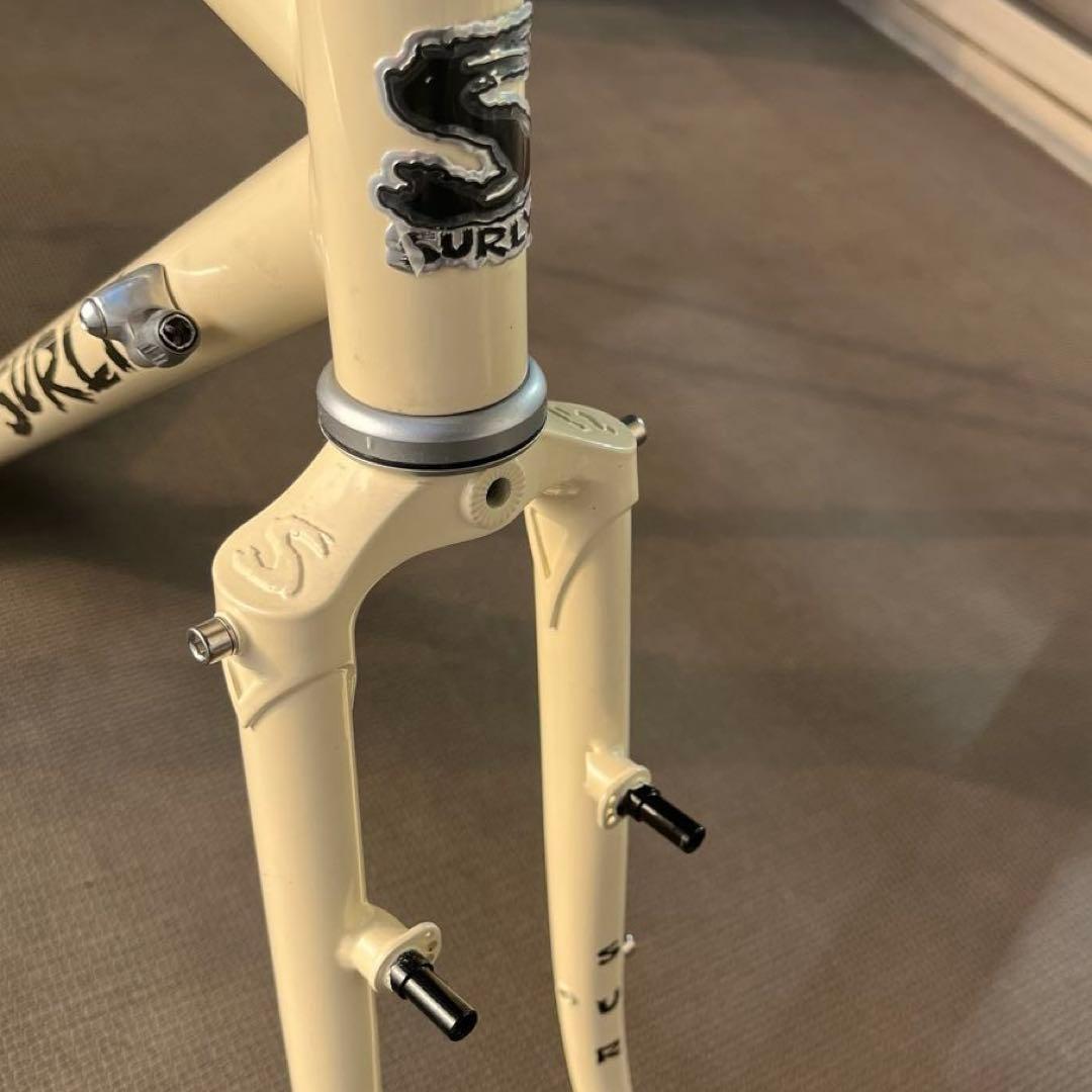 Surly CROSSーCHECK フレーム サイズ52 白