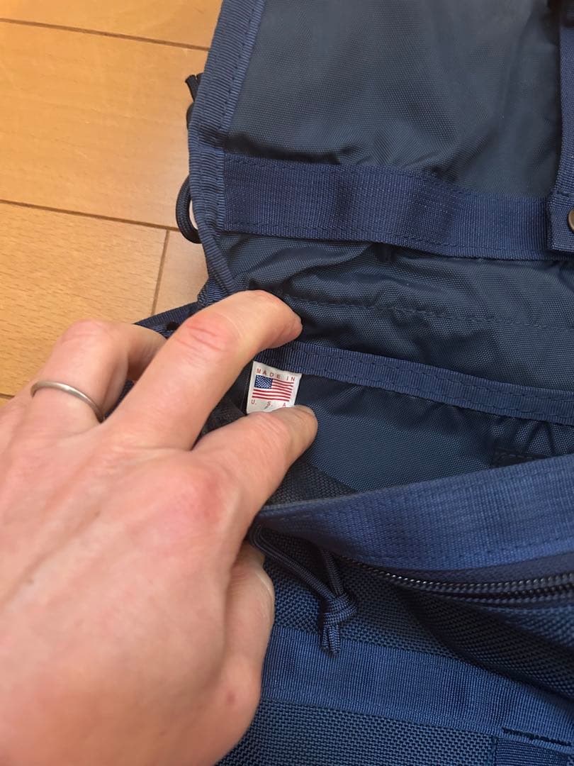 BEAMS PLUS 別注　BRIEFING ショルダーバッグ　　美品