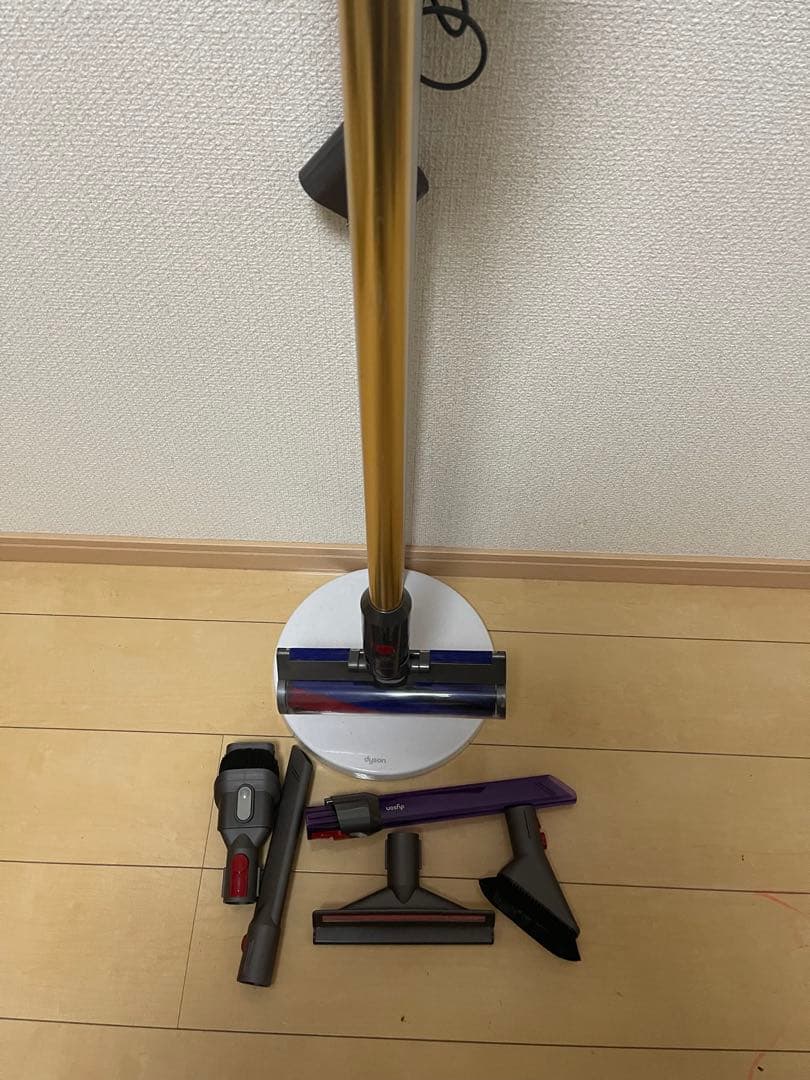 【美品】ダイソン digital slim SV18 スタンド付けエコー４４分