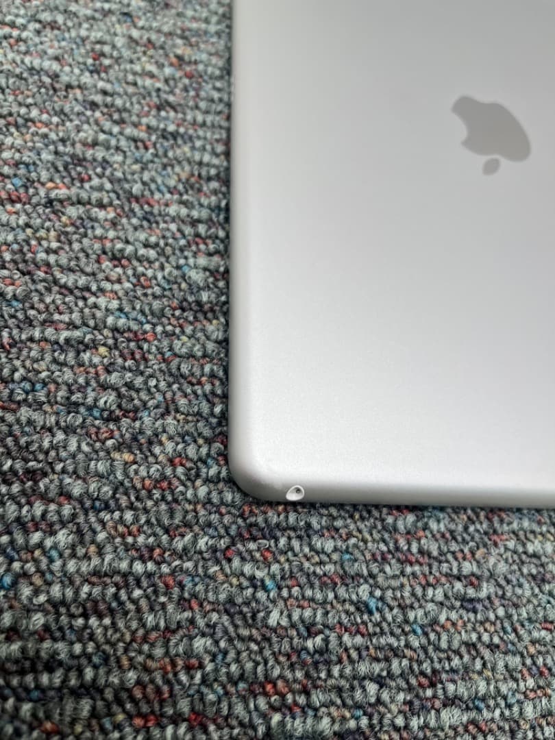 iPad9　第9世代　Wi-Fiモデル　タブレット　A2602　アップル　881