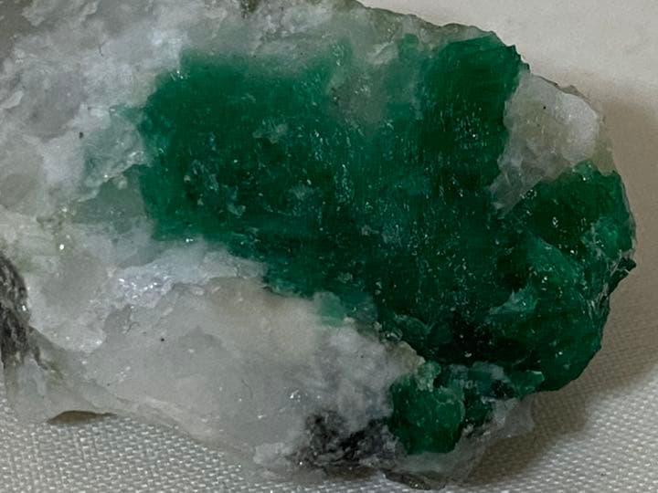 エメラルド　24g