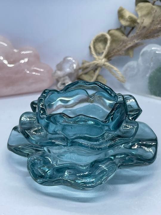 【571】ガラス製 蓮 ブルー