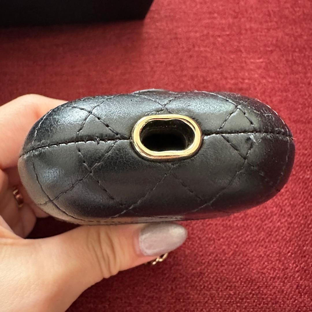 シャネル　AirPods ケース　ココマーク　マトラッセ　ギャランティカード　黒