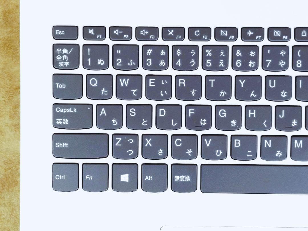 【美品】Lenovo IdeaPad 330 Core i5、メモリ20GB！