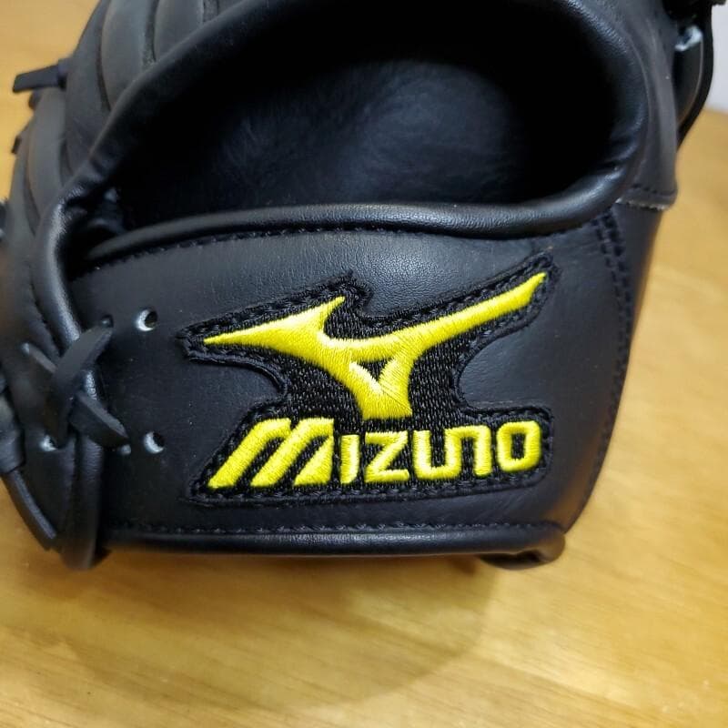 ミズノ MIZUNO ワールドウィン 限定モデル 小型 外野用 軟式グローブ