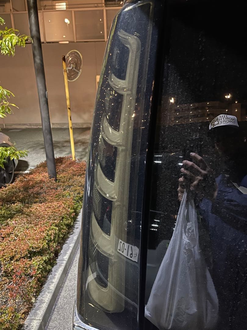 どんちゃんメテオ　ヴォクシー80 トヨタ LEDテールランプ 赤