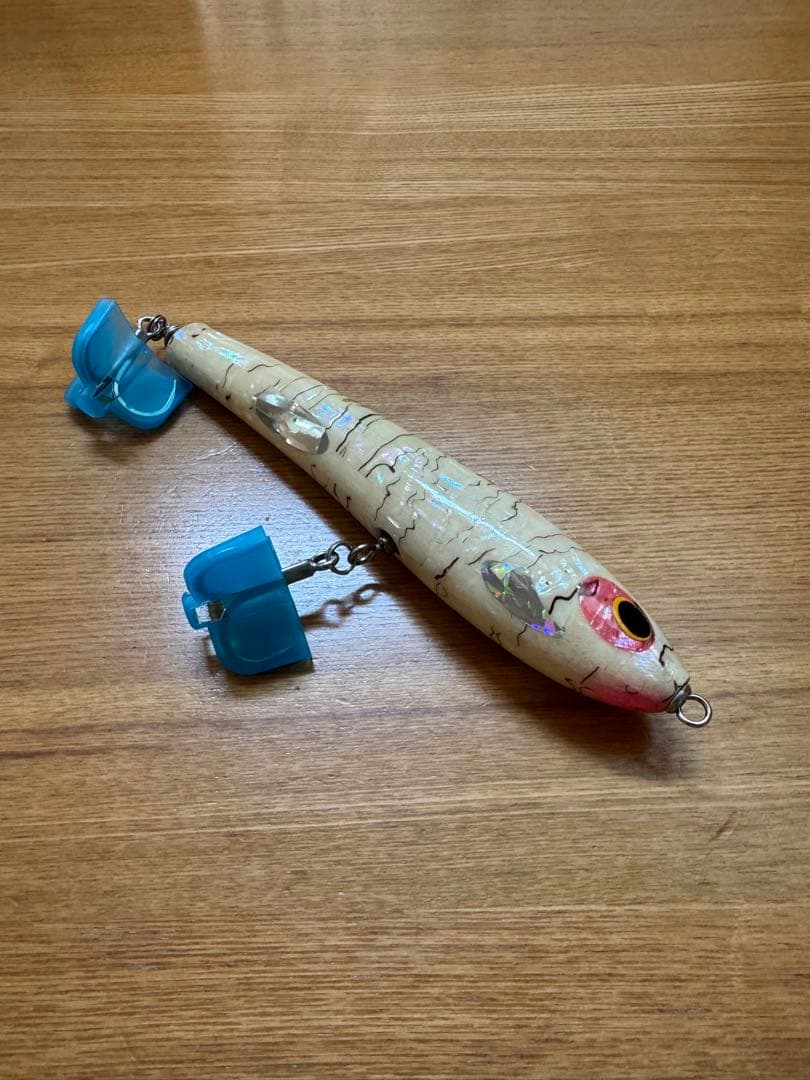 【土日限定】ツイスターf2 貝田ルアー