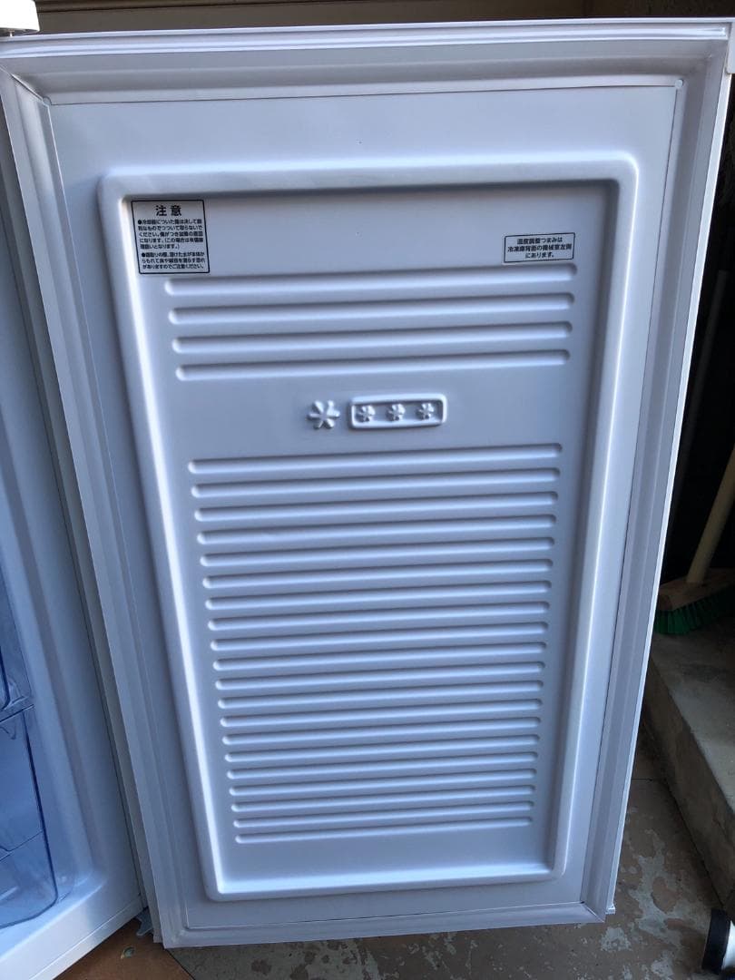 全国送料無料 アイリスオーヤマ 冷凍庫 60L IUSD-6B-W 2022年製